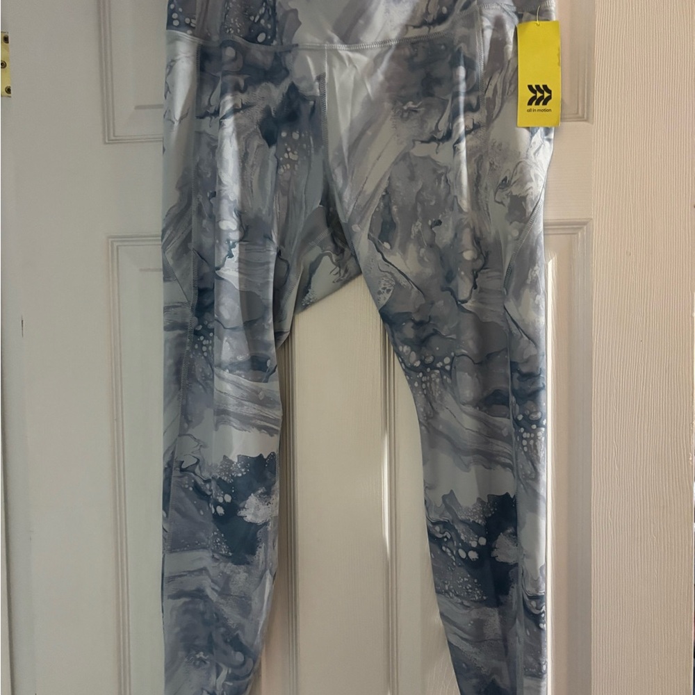 All in Motion women’s leggings